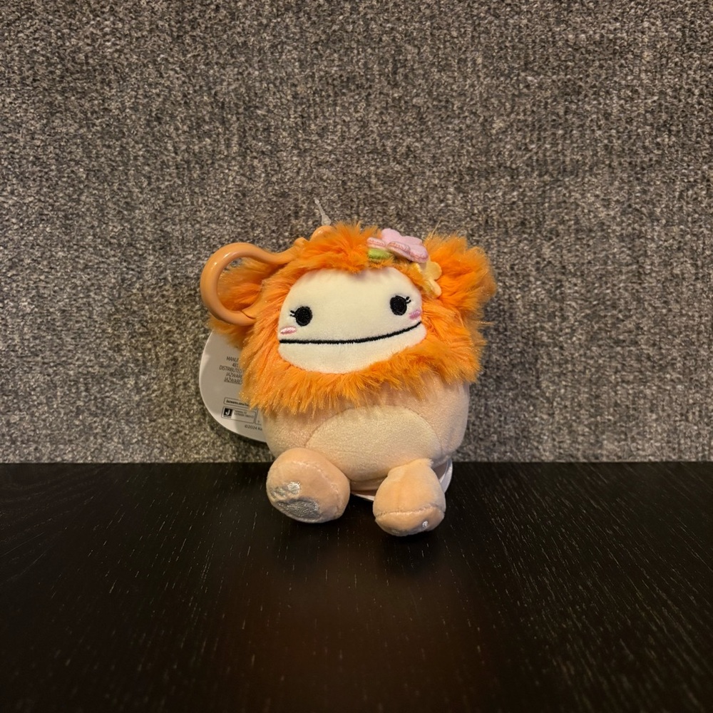 Shasta Bigfoot Squishmallow Clip